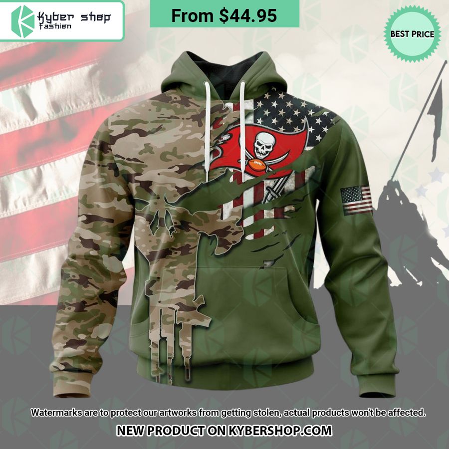 Tampa Bay Buccaneers Camo Design Veterans Day Hoodie