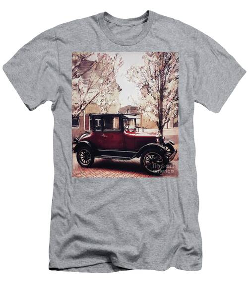 Vintage Model T Ford T-Shirt