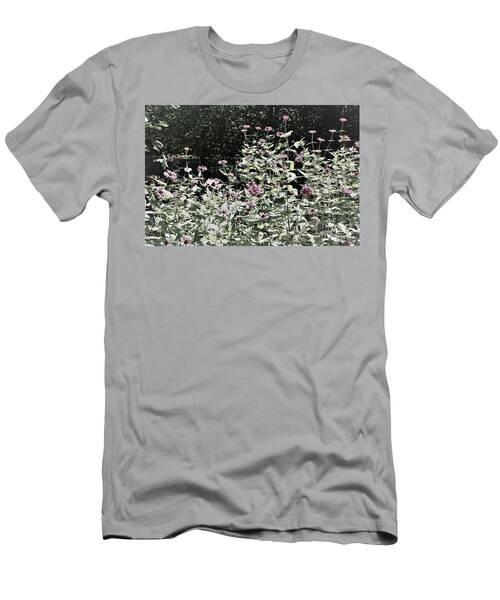 Zinnia Photographic Abstract Art T-Shirt